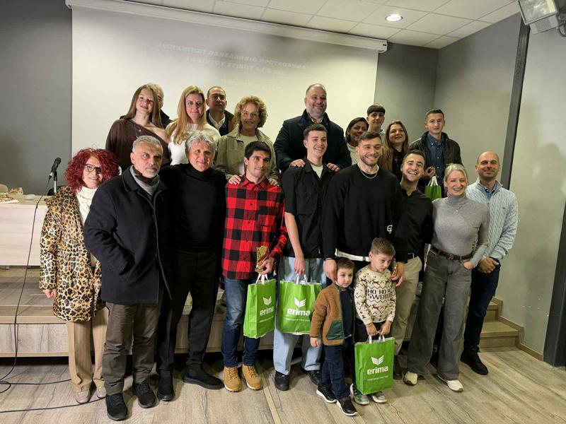 Σε εορταστικό κλίμα η Ετήσια Γιορτή Στίβου της Γ.Ε. Νάουσας